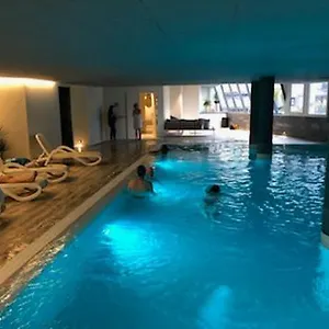 Appartement Privé Dans Résidence Balnéo Aladin