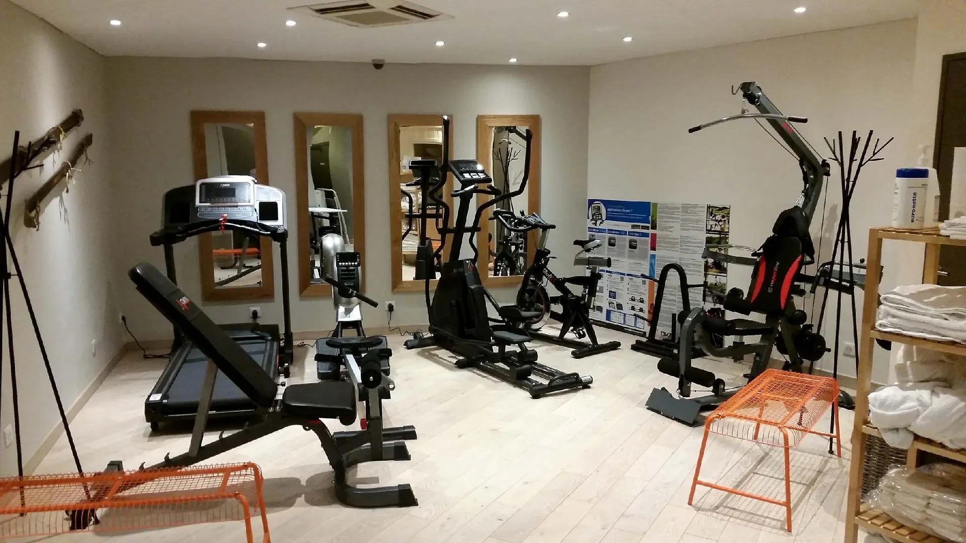 Green Hotels Confort Paris 13 (Adults Only)