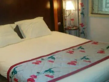 Green Hotels Confort Paris 13 (Adults Only) 3*,