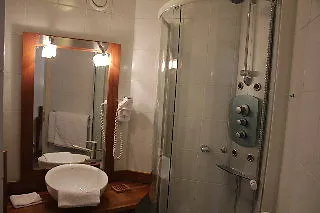 Green Hotels Confort Paris 13 (Adults Only)