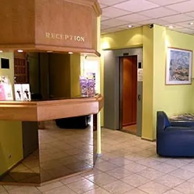 Green Hotels Confort Paris 13 (Adults Only)