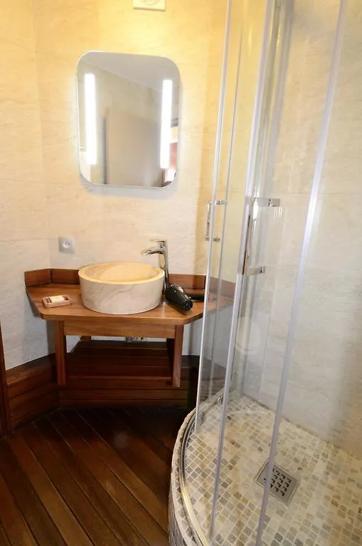 Green Hotels Confort Paris 13 (Adults Only)